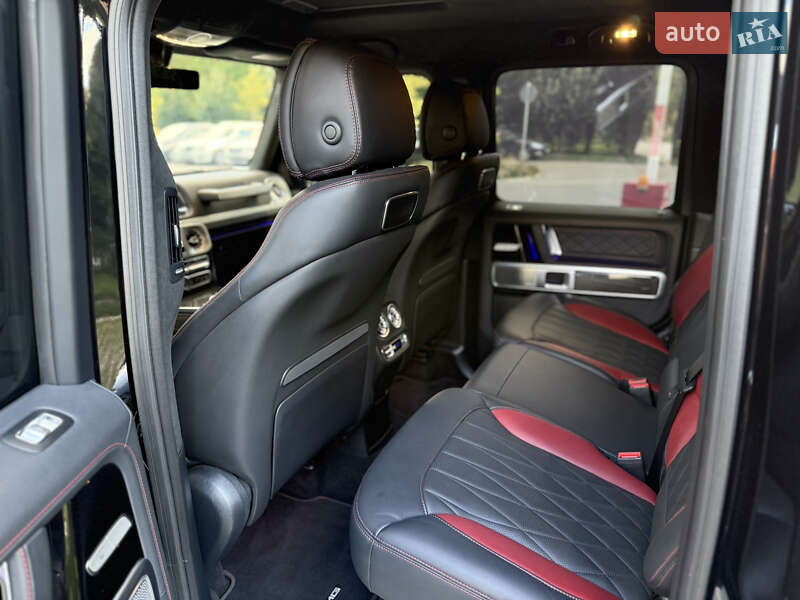 Mercedes-Benz G-Class 2023