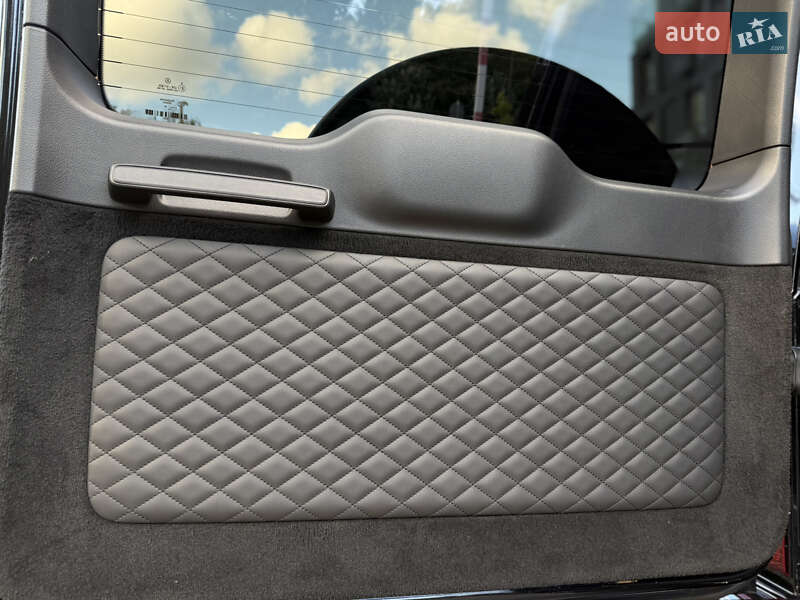 Mercedes-Benz G-Class 2023