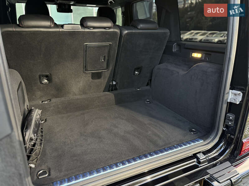 Mercedes-Benz G-Class 2023