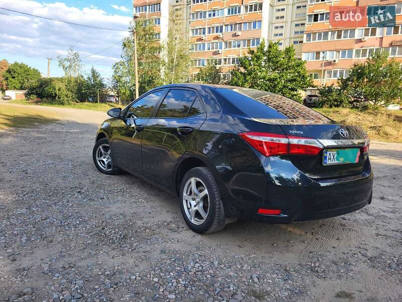 Toyota Corolla 2013