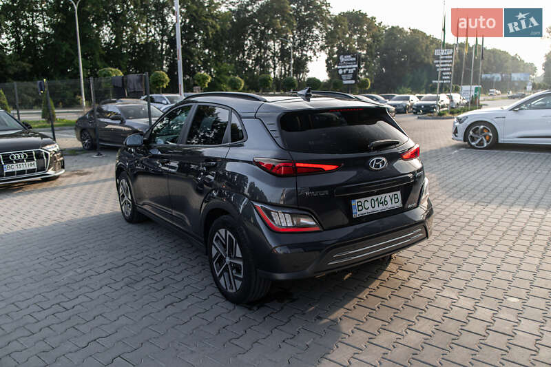 Hyundai Kona 2021