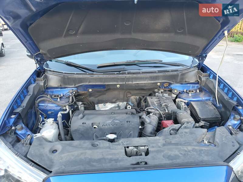 Mitsubishi Outlander Sport 2017