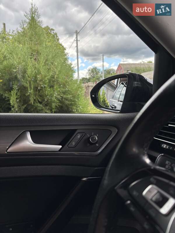 Volkswagen Golf 2016