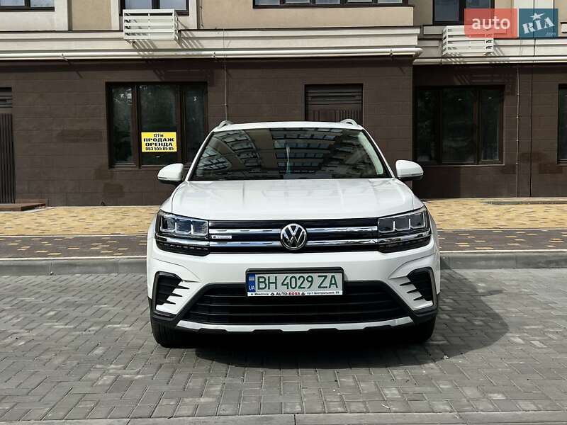 Volkswagen E-Tharu 2020