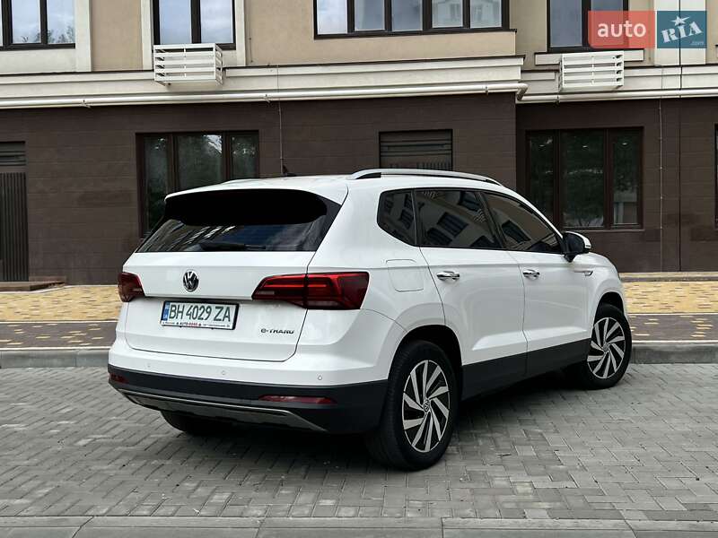 Volkswagen E-Tharu 2020