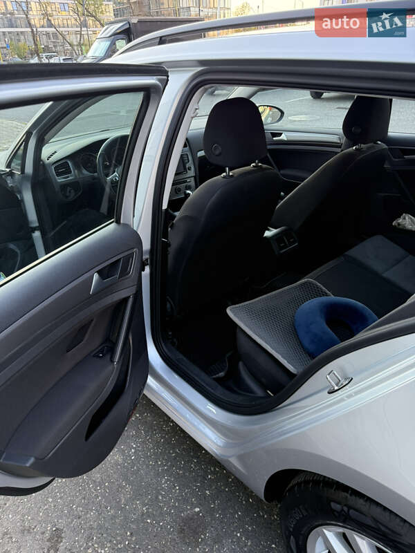 Volkswagen Golf 2015