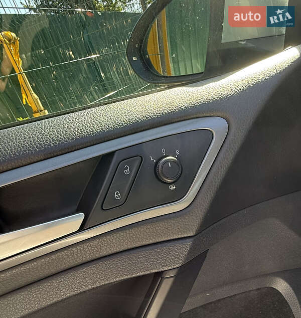 Volkswagen Golf 2015