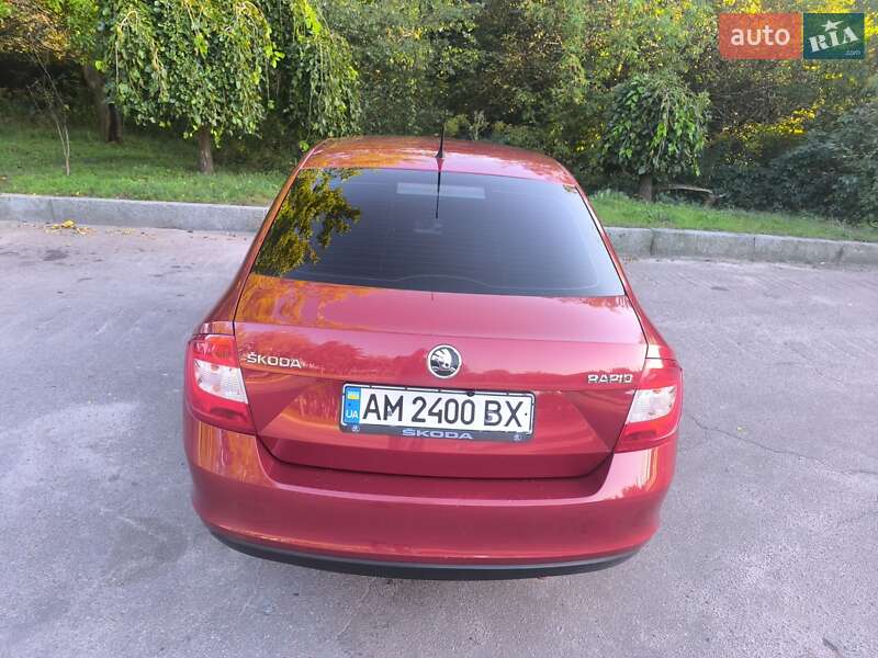Skoda Rapid 2015