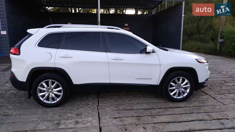 Jeep Cherokee 2016