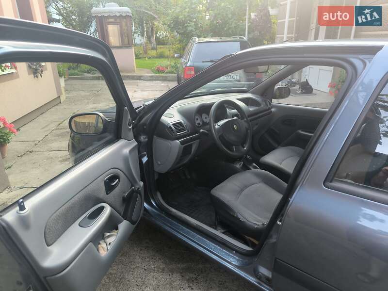 Renault Clio Symbol 2008