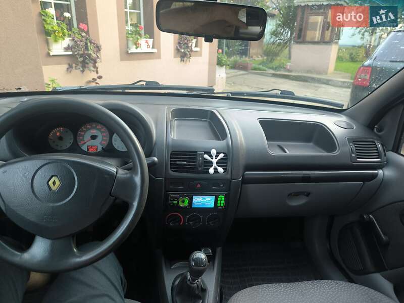 Renault Clio Symbol 2008