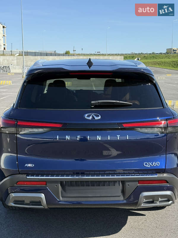 Infiniti-0