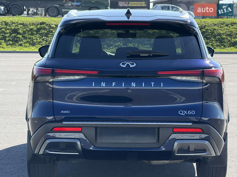 Infiniti-6