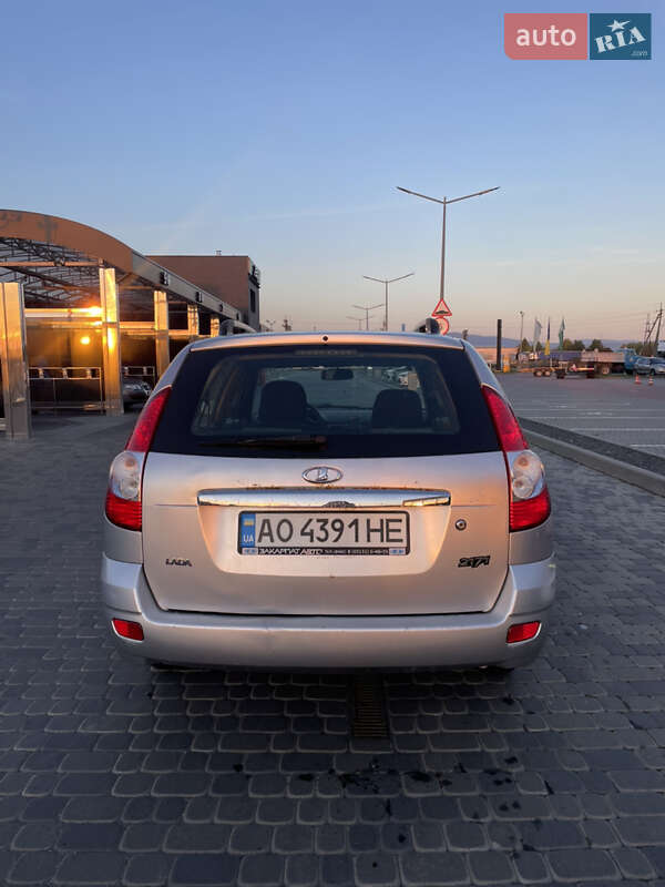 VAZ / Lada 2171 Priora 2010