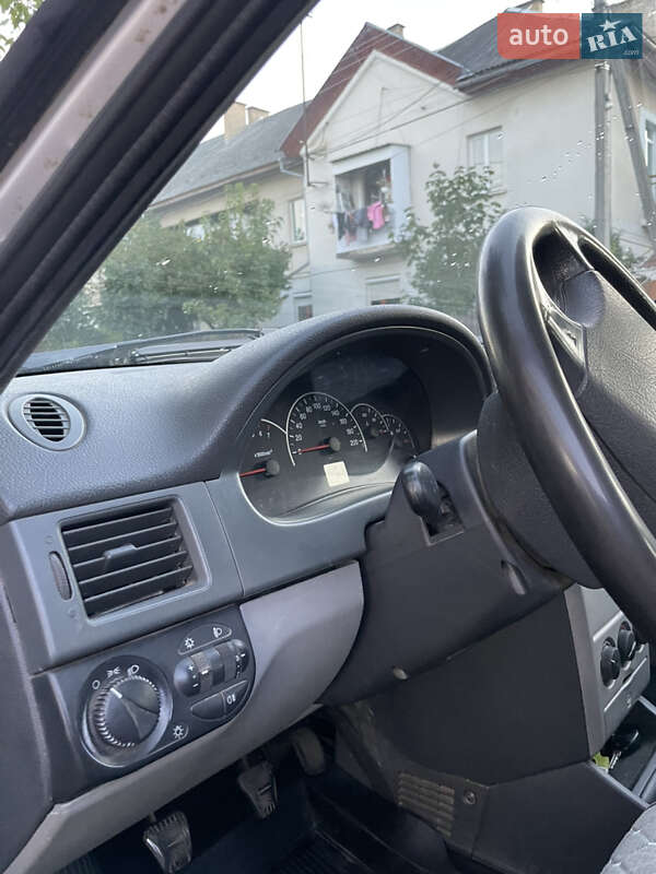 ВАЗ / Lada 2171 Priora 2010