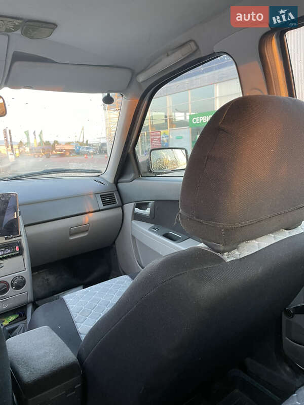 VAZ / Lada 2171 Priora 2010