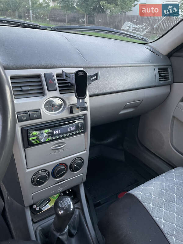 VAZ / Lada 2171 Priora 2010