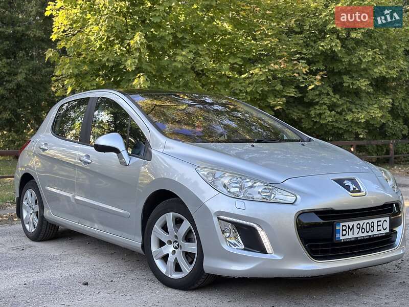 Peugeot 308 2011