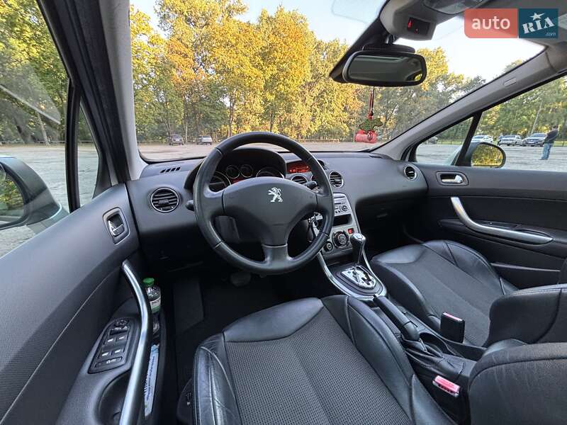 Peugeot 308 2011