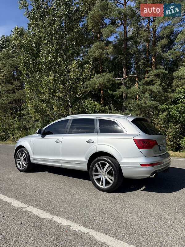 Audi Q7 2012