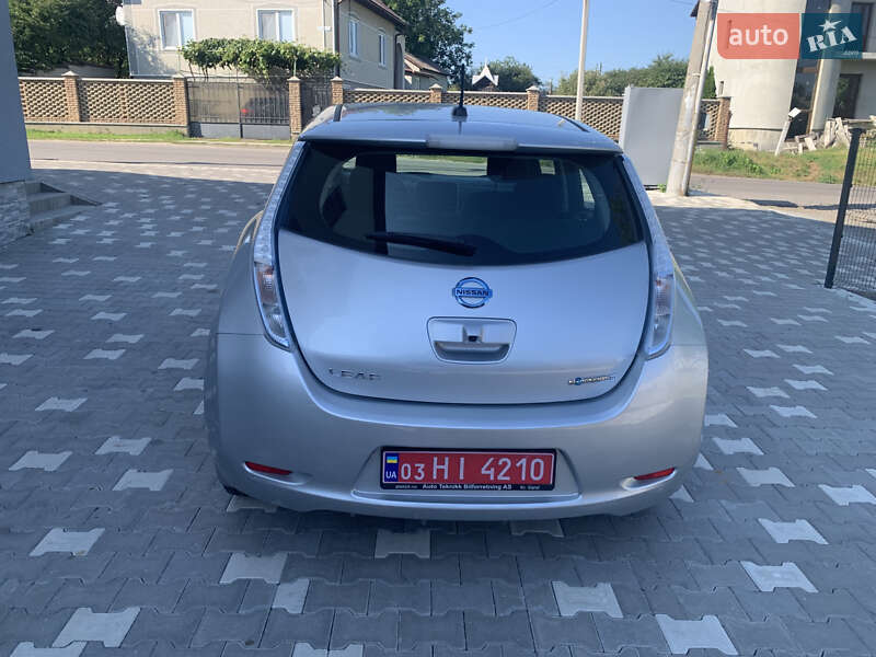 Nissan Leaf 2014