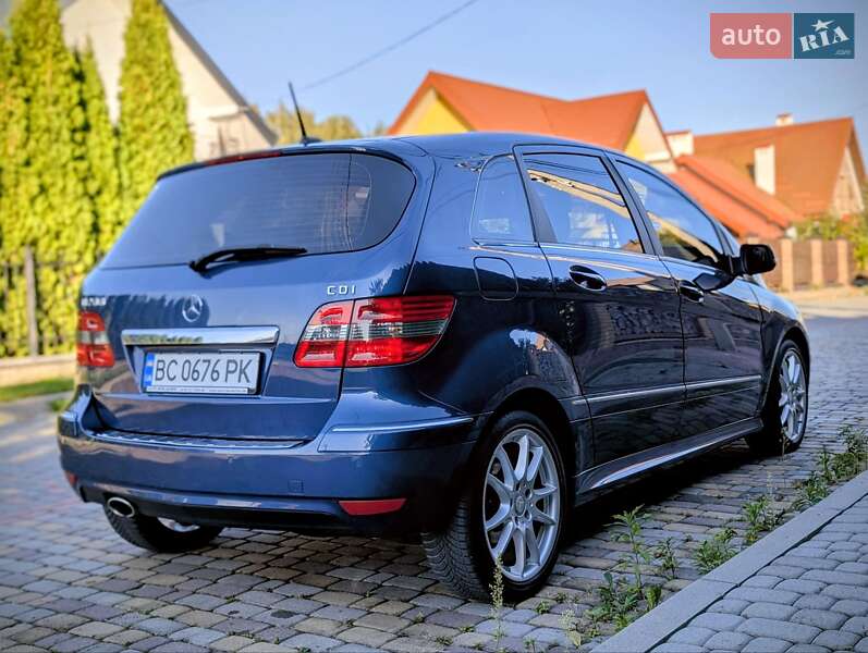Mercedes-Benz B-Class 2010