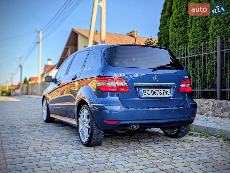 Mercedes-Benz B-Class 2010