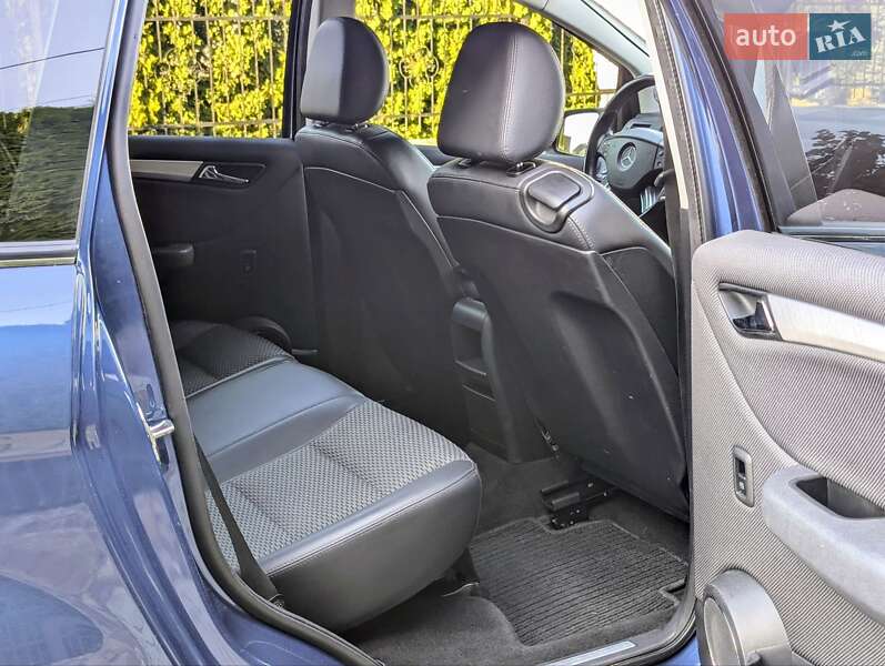 Mercedes-Benz B-Class 2010