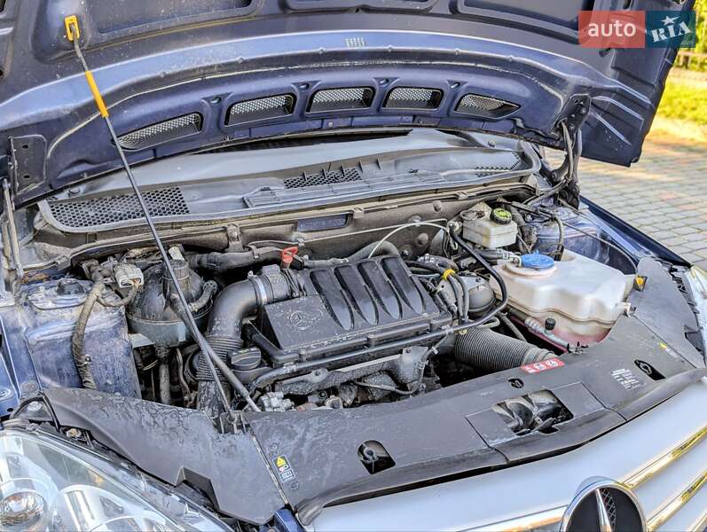 Mercedes-Benz B-Class 2010