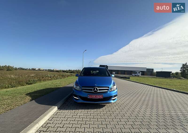 Mercedes-Benz B-Class 2016