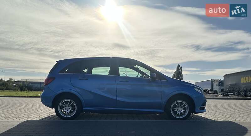 Mercedes-Benz B-Class 2016