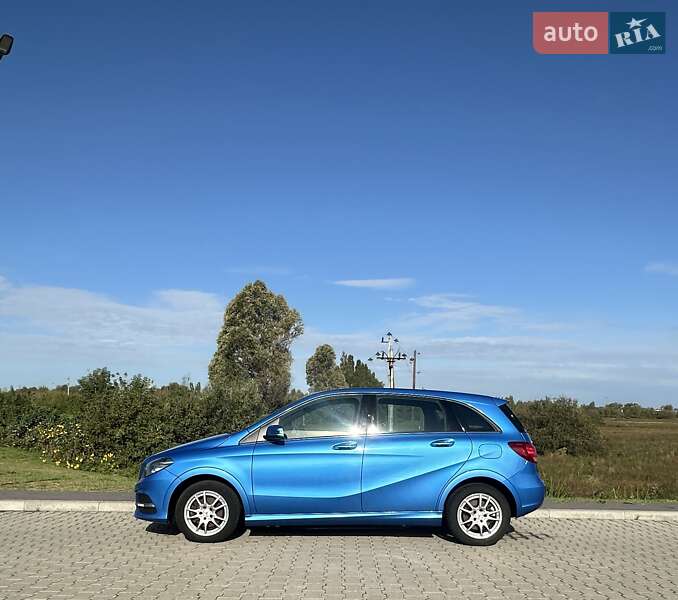 Mercedes-Benz B-Class 2016