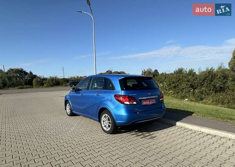 Mercedes-Benz B-Class 2016