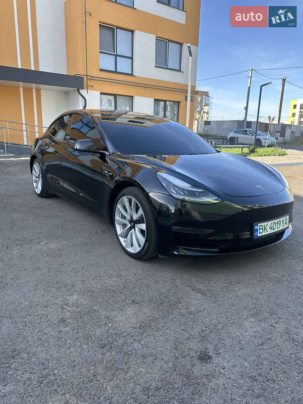 Tesla Model 3 2018