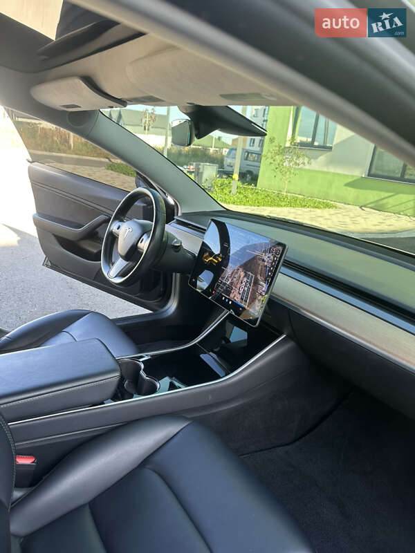 Tesla Model 3 2018
