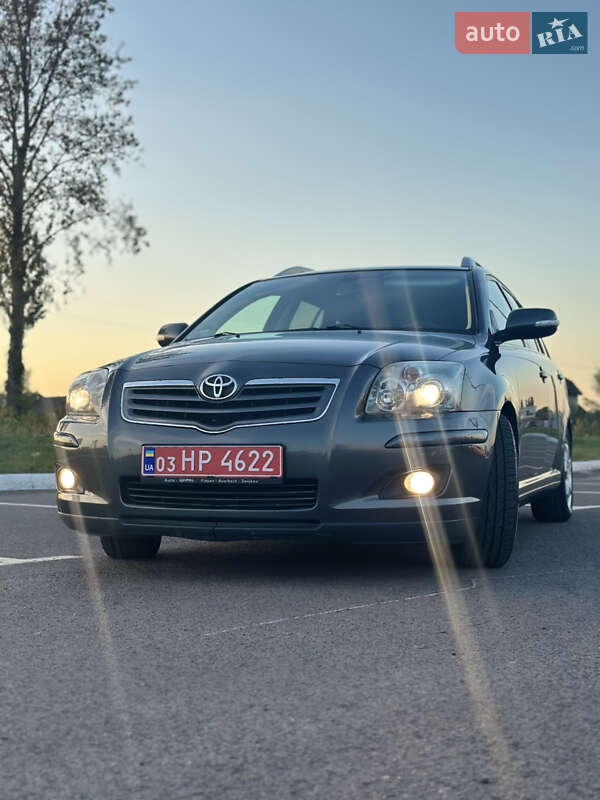 Toyota Avensis 2008