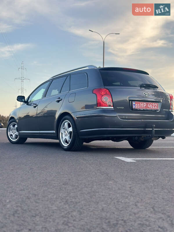 Toyota Avensis 2008