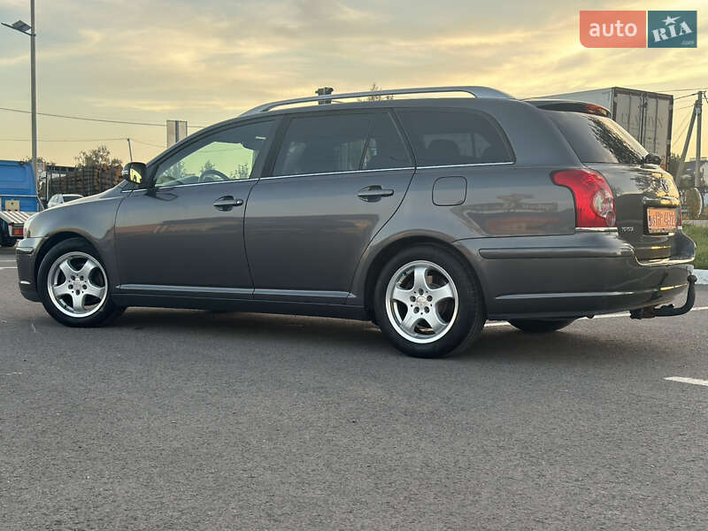 Toyota Avensis 2008
