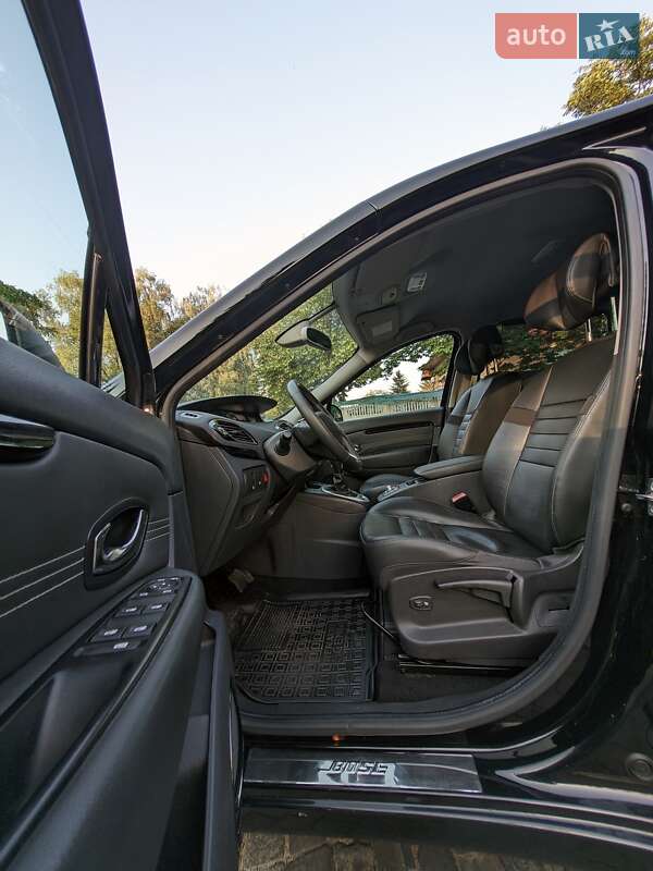 Renault Grand Scenic 2011