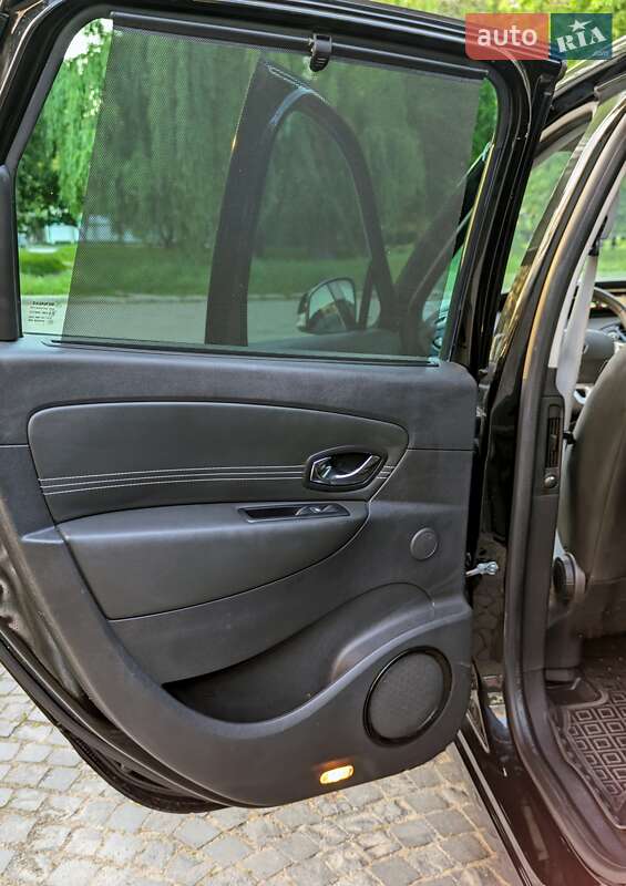 Renault Grand Scenic 2011