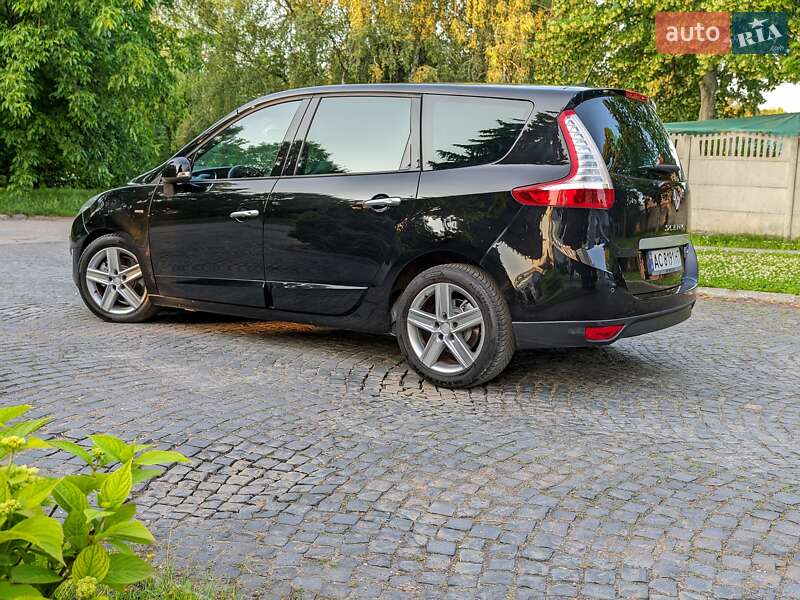 Renault Grand Scenic 2011