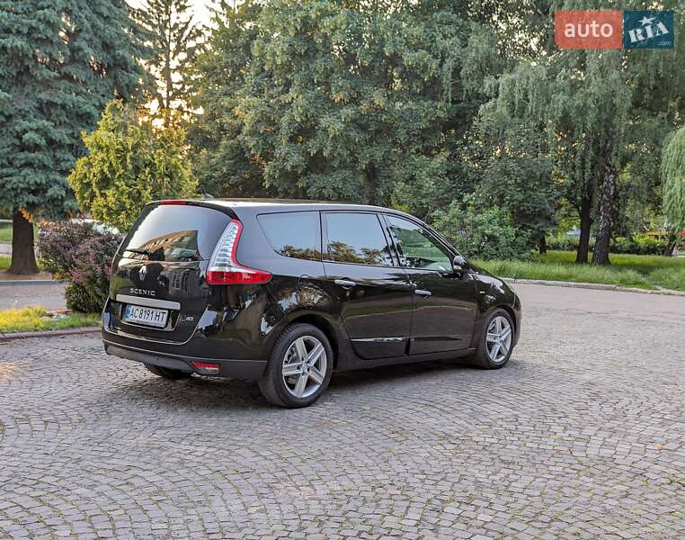 Renault Grand Scenic 2011