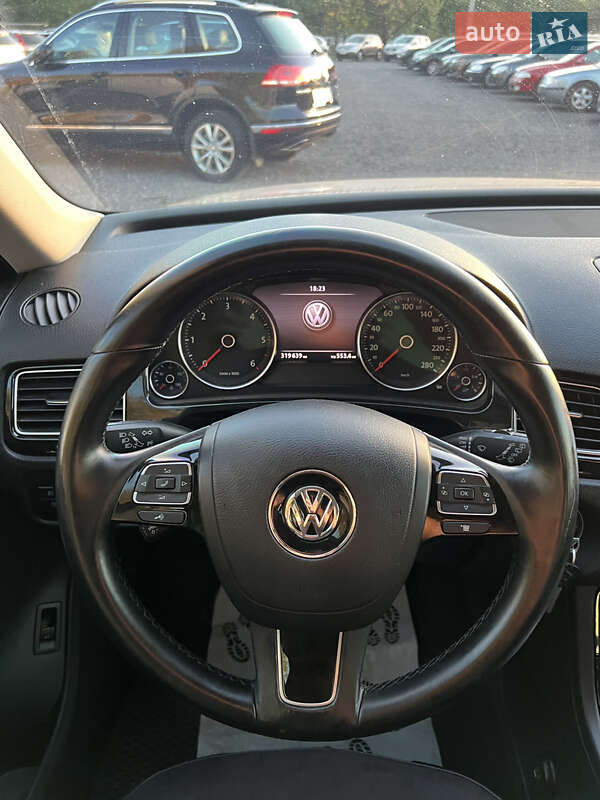 Volkswagen Touareg 2011
