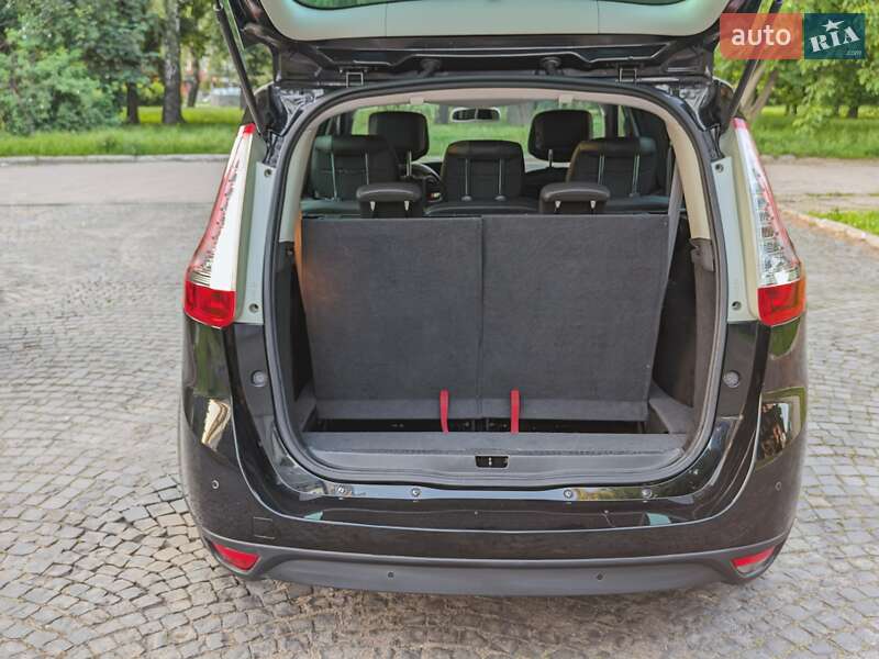 Renault Grand Scenic 2011