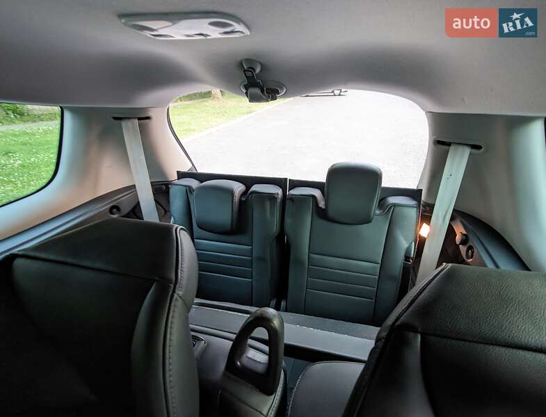 Renault Grand Scenic 2011