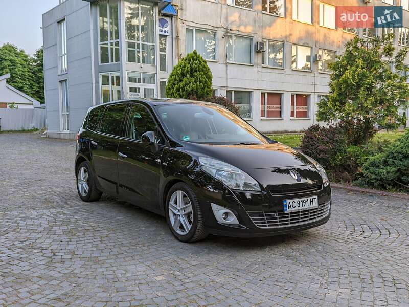 Renault Grand Scenic 2011