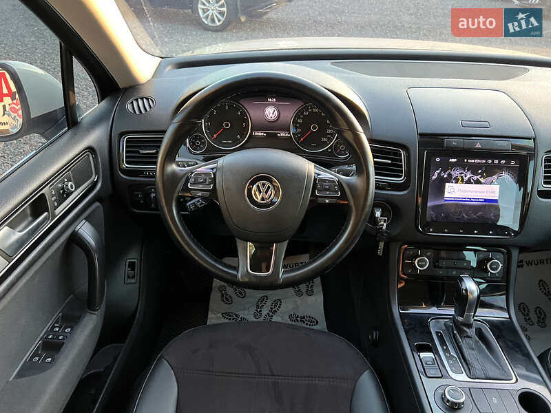 Volkswagen Touareg 2011