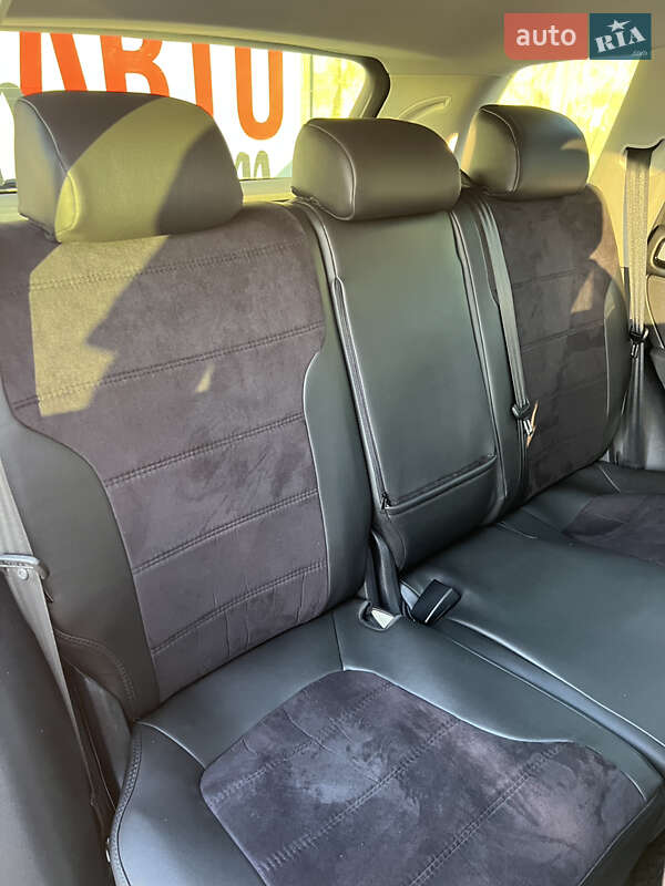 Volkswagen Touareg 2011