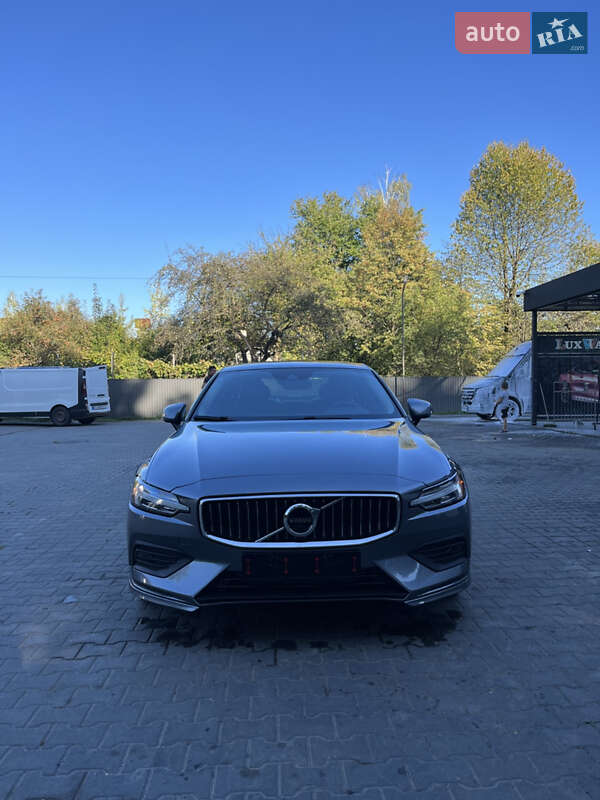Volvo S60 2019