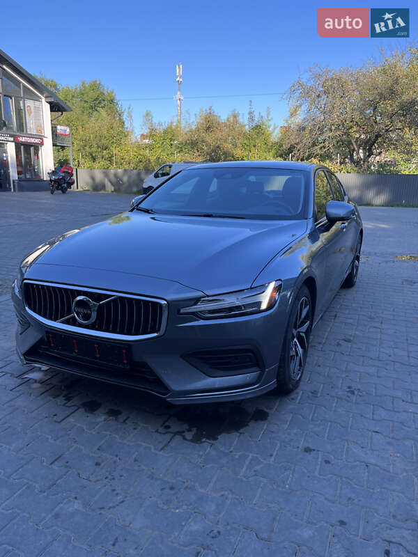 Volvo S60 2019